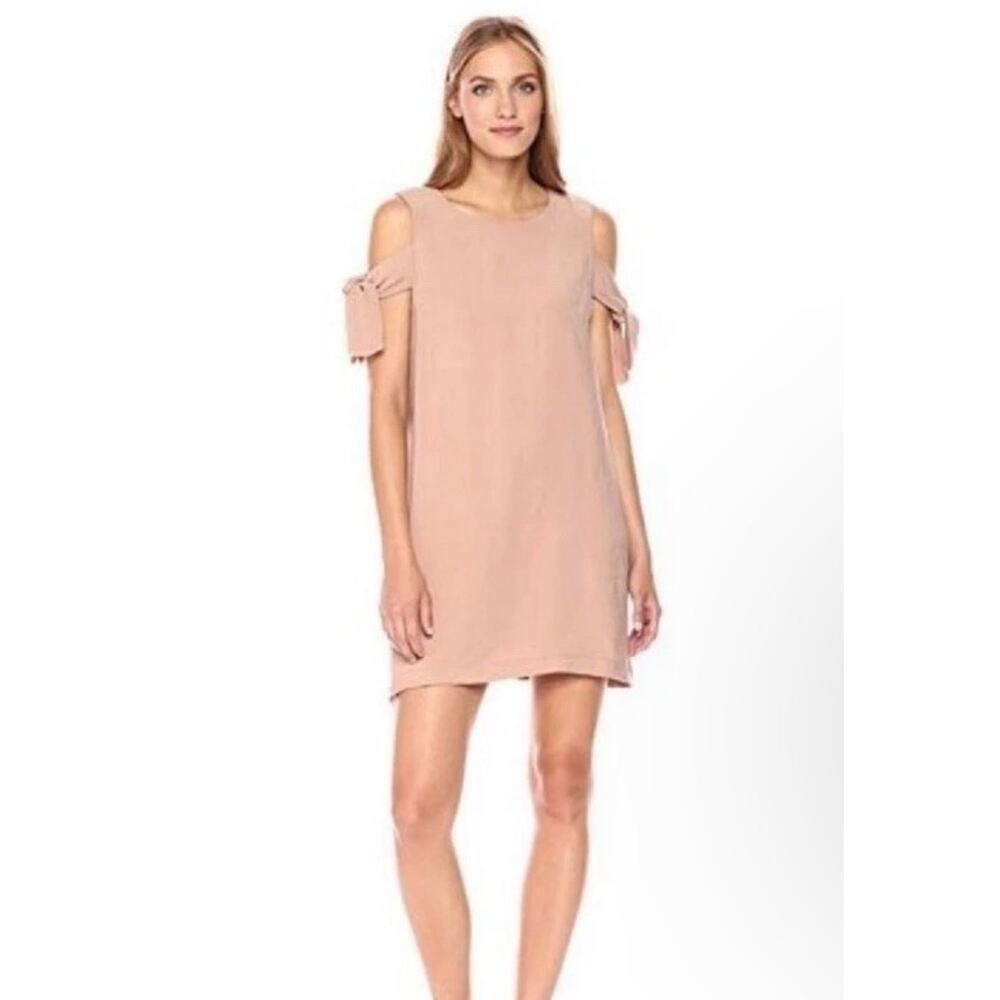 J.O.A Side Tie Shift Mini Short Sleeve‎ Casual Summer Dress Neutral Size Medium